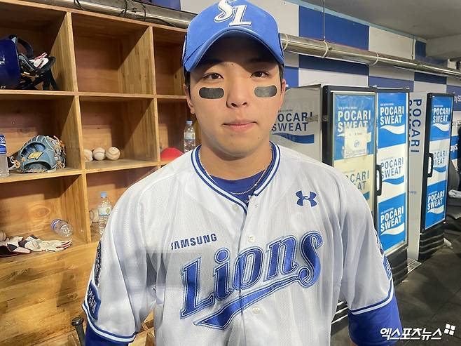 삼성 라이온즈 김영웅이 24일 대구 KIA 타이거즈전에서 활약한 뒤 기념촬영하고 있다. 엑스포츠뉴스 대구, 최원영 기자