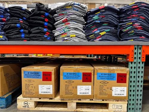 의류 제품들  [연합뉴스 자료사진]