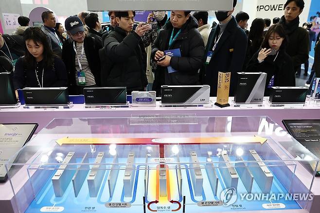 인터배터리 삼성SDI 부스 [연합뉴스 자료사진]