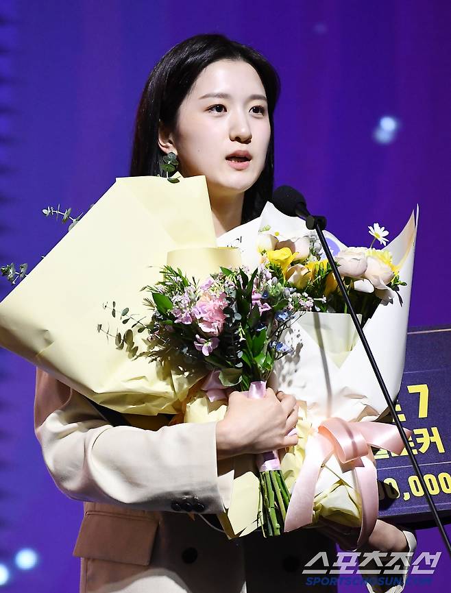 여자부 베스트7에 뽑힌 이다현이 수상 소감을 말하고  있다. 정재근 기자 cjg@sportschosun.com/2025.4.14/