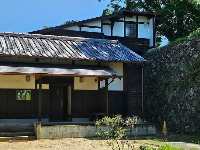 28b9d932da836ff23bec85e040847264d14e9292990f20718ed56f473db032eb23a60c