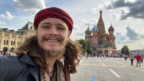 러시아군 소속으로 우크라전서 전사한 줄리앤 갈리나 CIA 부국장의 아들 마이클 글로스. 사진 브콘탁테 캡처