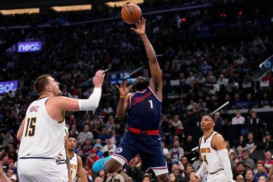 공격하는 제임스 하든. 사진[AP=연합뉴스]