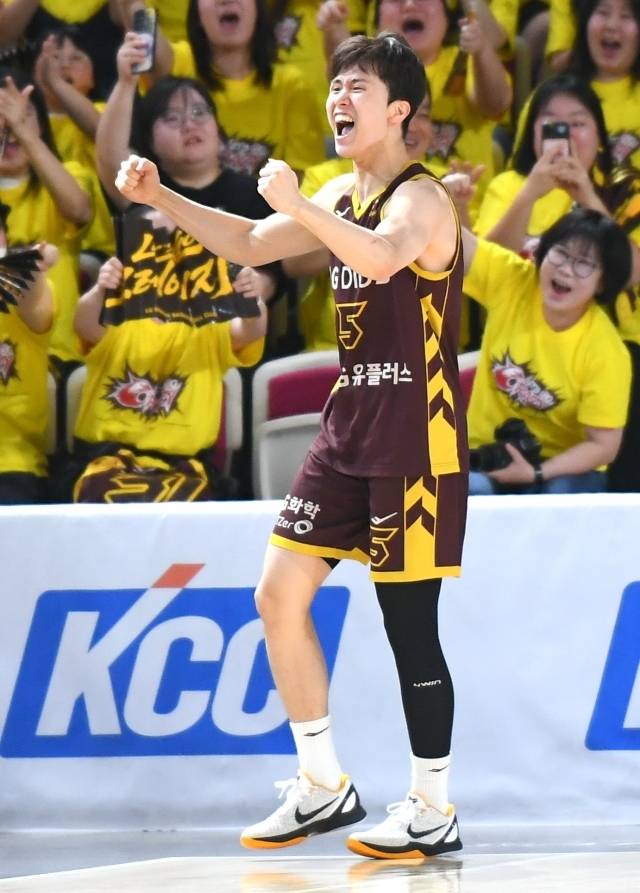 승리의 일등 공신은 양준석이었다. 그는 10점 2리바운드 9어시스트를 기록, 더블더블에 가까운 활약을 펼쳤다. 사진=KBL 제공