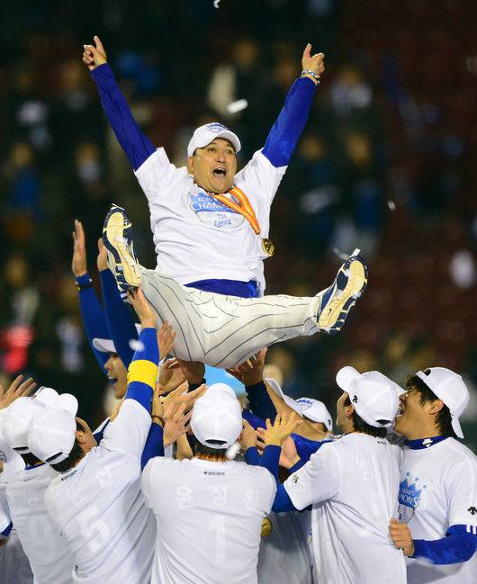 삼성 시절 한국시리즈 우승을 축하하는 장면. OSEN DB