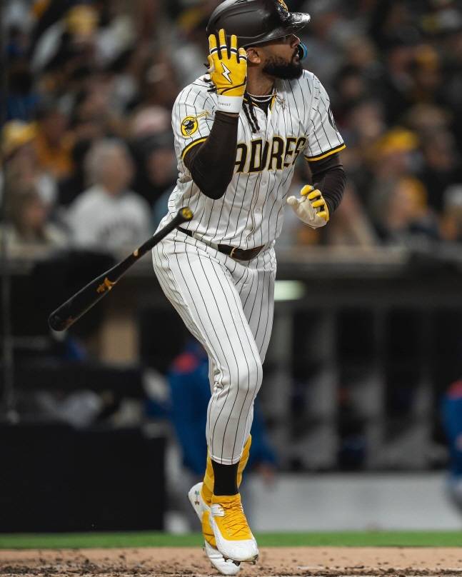 홈런을 날리는 타티스 주니어. /사진=샌디에이고 파드리스 공식 SNS