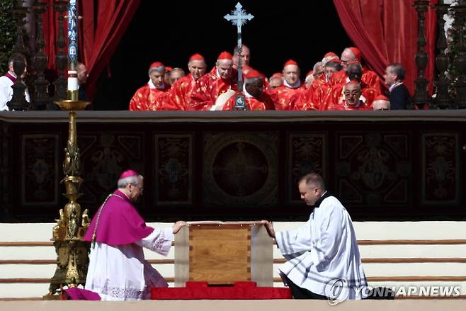 장례미사 [로이터 연합뉴스. 재판매 및 DB 금지]