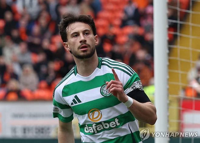 멀티골 폭발한 니콜라스 퀸 [로이터=연합뉴스]