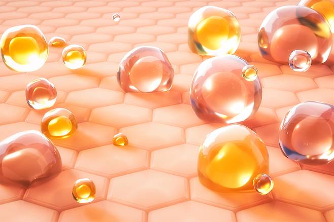 피부에 성분이 흡수되는 이미지. 사진은 레티놀과 직접적인 관련 없음. /사진=아이클릭아트