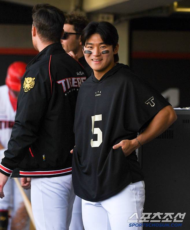 26일 광주 기아챔피언스필드에서 열린 KIA 타이거즈와 LG 트윈스의 경기. 김도영이 미소 짓고 있다. 광주=박재만 기자 pjm@sportschosun.com/2025.04.26/