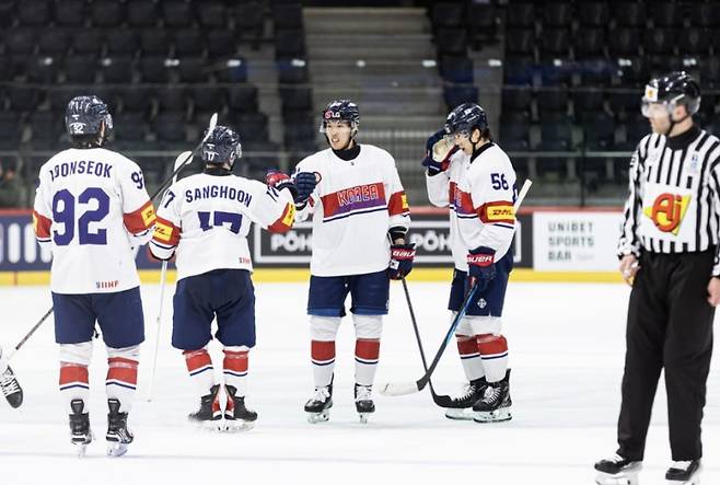 한국 아이스하키 대표팀. 사진=국제아이스하키연맹 홈페이지