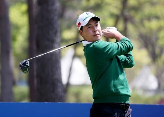 이승민의 티샷.