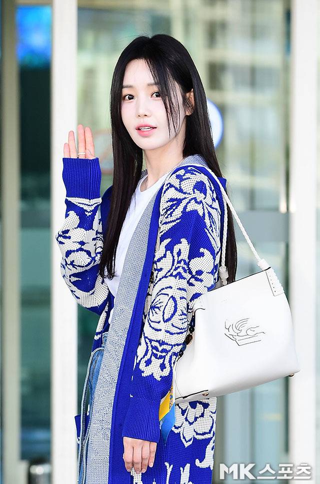 남규리 특유의 청순한 아우라와 절제된 스타일링이 어우러지며 ‘공항패션 장인’다운 존재감을 증명했다. 사진=김영구 기자