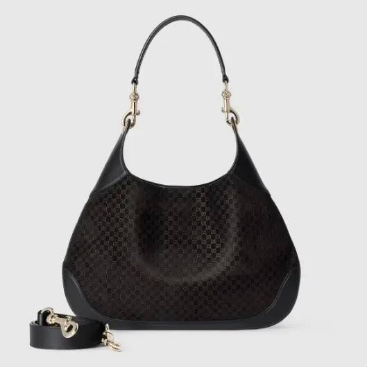 크리스티 놈 미국 국토안보부 장관이 지난 20일(현지시간) 가족들과 저녁 식사 도중 도난당한 구찌 숄더백은 4000달러(약 580만원)를 호가하는 것으로 전해졌다. 구찌 홈페이지 캡처