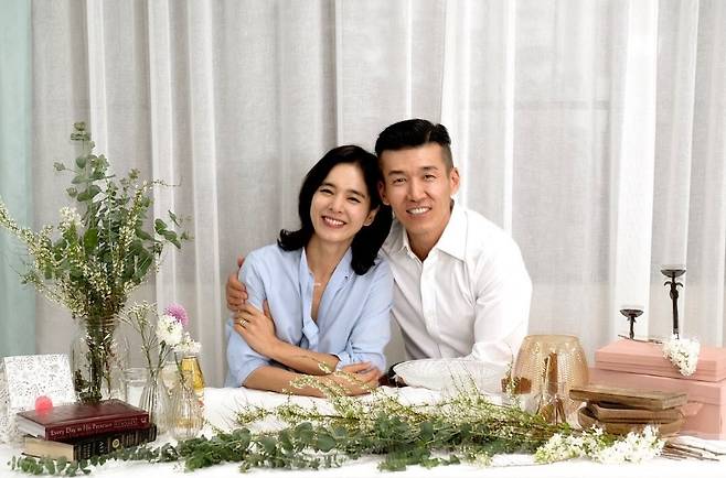 가수 션과 배우 이혜영 부부. 션 SNS 캡처