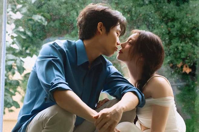 최시훈 에일리 부부