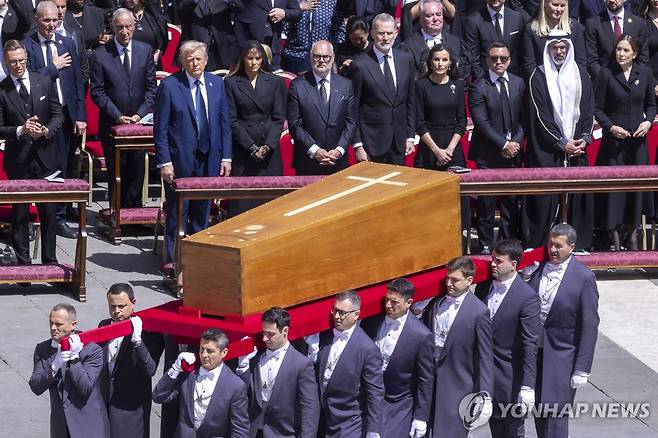 프란치스코 교황 장례식 (바티칸 UPI=연합뉴스) 26일(현지시간) 바티칸에서 엄수된 프란치스코 교황 장례 미사. 2025.04.27