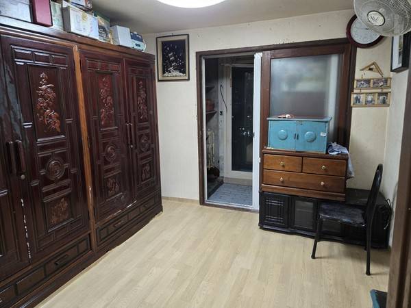 연수구지역사회보장협의체가 산더미처럼 쌓여있던 생활폐기물을 모두 치운 모습 [사진 = 연수구청]