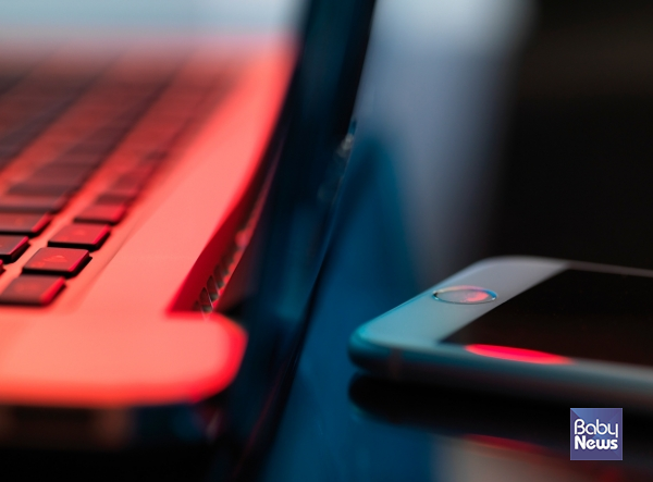 SKT의 이번 사이버 침해사고와 관련해 과학기술정보통신부(장관 유상임, 이하 '과기정통부')는 국민 불편과 불안을 최소화하기 위해 28일 SKT와 추가적인 피해 방지대책을 협의했다. ⓒ베이비뉴스