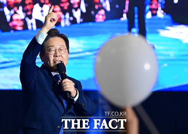 이재명 경선 후보가 더불어민주당 21대 대통령 선거 후보자로 최종 선출됐다. 89.77%라는 전무후무한 기록을 세우면서 대세론에 정점을 찍었다. /박헌우 기자