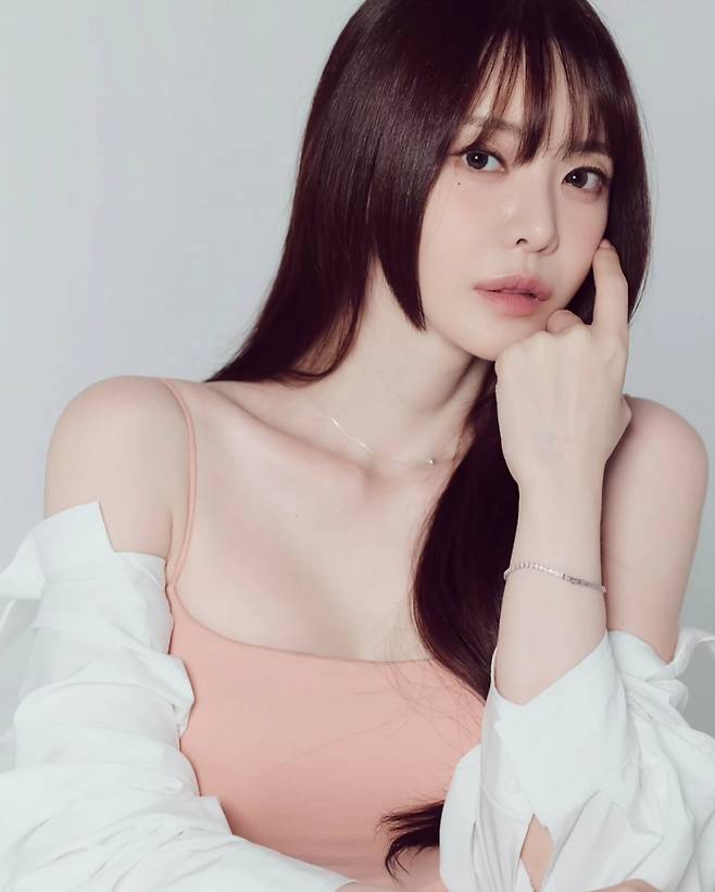 성우 겸 방송인 서유리가 전남편 파산 신청으로 합의금을 받지 못해 경제적으로 힘든 상황이라고 밝혔다. /사진=인스타그램 갈무리