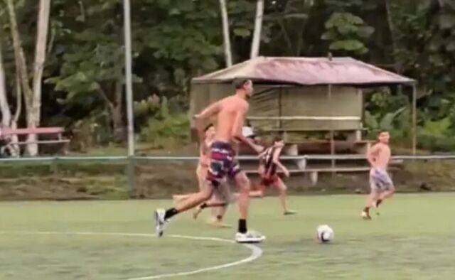 221cm 키로 능숙한 드리블 등을 선보인 웸반야마./소셜미디어