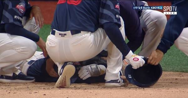 헤드샷을 당한 전민재. ⓒTVING