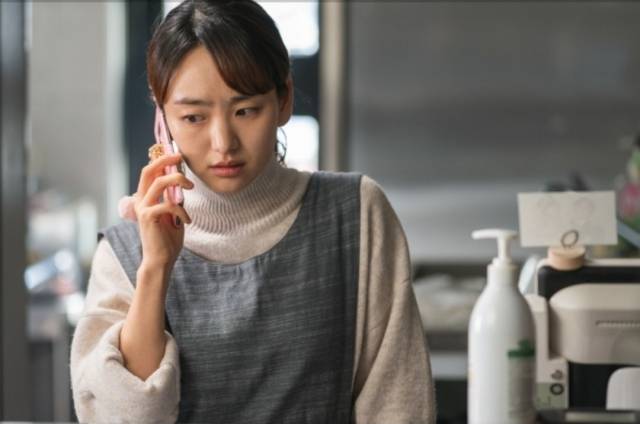 보이스피싱을 소재로 다룬 영화 ‘보이스’ 한 장면. [영화 ‘보이스’ 장면 캡처]