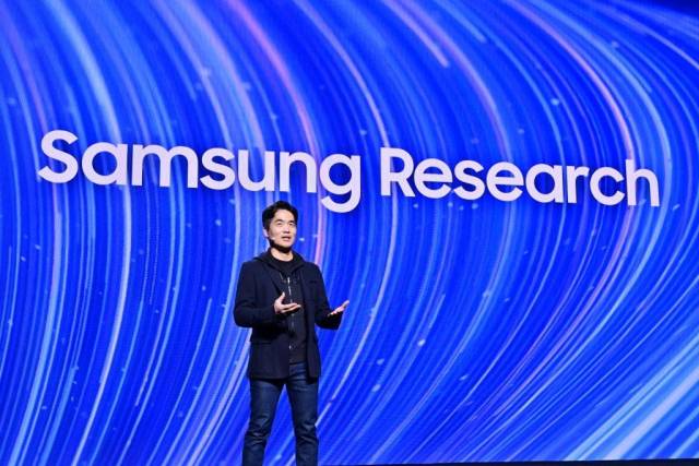 지난 2023년 미국 라스베이거스에서 열린 'CES 2023'에서 연사로 나선 세바스찬 승(승현준) 전 삼성리서치 사장이 발언하고 있다. /사진 제공=삼성전자