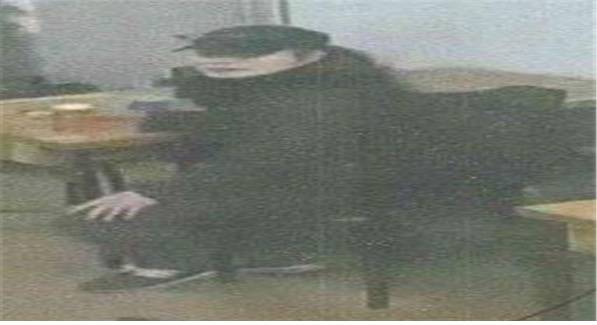 식당에서 무전취식하는 A씨 모습 [대전동부경찰서 제공. 재판매 및 DB 금지]