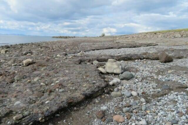 영국 글래스고대학 연구진이 인간이 만든 산업폐기물이 몇 십년 만에 암석을 형성한 것을 발견했다. (사진=글래스고대학)