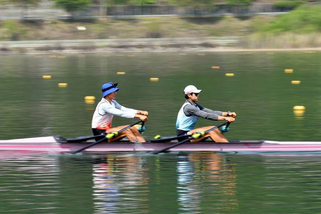 ▲ 2025 화천 평화배 전국 조정대회 개막을 하루 앞둔 30일, 전국 각지에서 화천을 찾은 선수단이 경기가 열리는 북한강 일대에서 마지막 점검 훈련을 실시하고 있다. 올해로 19회째를 맞이하는 화천 평화배 전국 조정대회는 1일부터 4일까지 나흘 간 화천군 북한강 일대 조정 경기장에서 치른다.