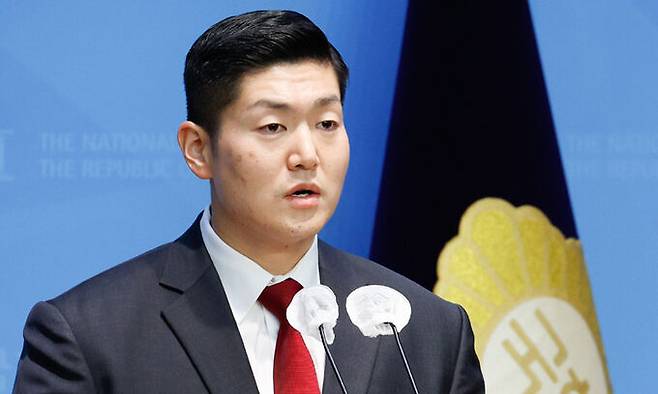 국민의힘 김재섭 의원이 지난 2024년 12월 11일 서울 여의도 국회 소통관에서 윤석열 대통령 탄핵 찬성 입장을 밝히고 있다. 뉴스1