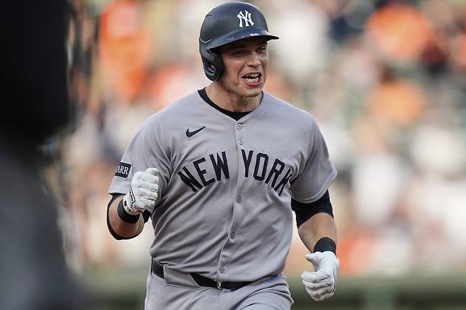 뉴욕 양키스 벤 라이스가 30일 볼티모어전에서 1회초 홈런을 날린 뒤 그라운드를 돌고 있다. AP연합뉴스