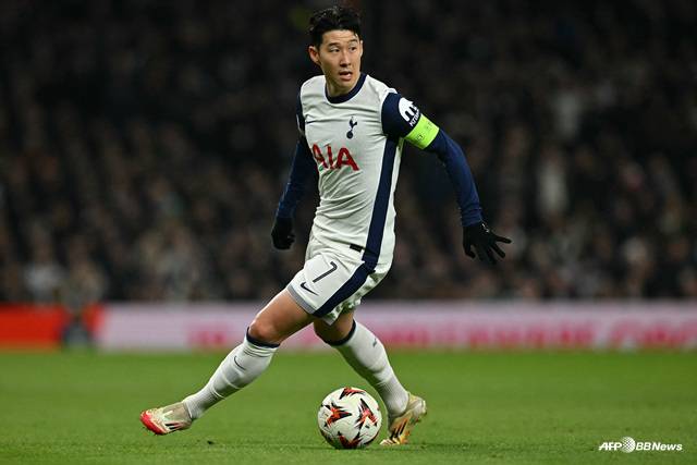 경기에 집중하는 손흥민. /AFPBBNews=뉴스1