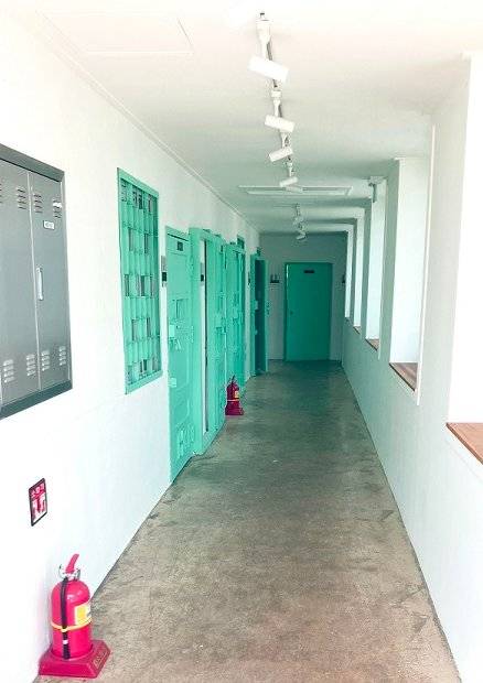 전남 장흥군 옛 장흥교도소에서 여성 죄수 수용 공간으로 사용되던여사동이 ‘글감옥’으로 바뀌고 있다. 빠삐용Zip 공식 홈페이지 캡처