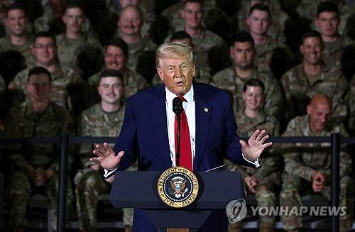 취임 100일 맞은 트럼프 미국 대통령 [해리슨[美미시간주] 로이터=연합뉴스. 재판매 및 DB 금지