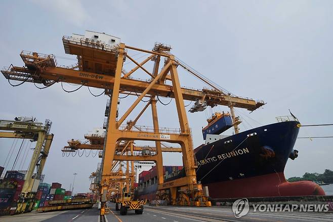 태국 방콕 무역항 [AP 연합뉴스 자료사진. 재배포 및 판매 금지]