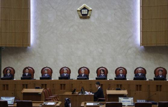 조희대 대법원장을 비롯한 대법관들이 1일 서울 서초구 대법원에서 더불어민주당 이재명 대선 후보의 공직선거법 위반 사건 상고심 선고를 위해 참석해 있다. (사진=연합뉴스)