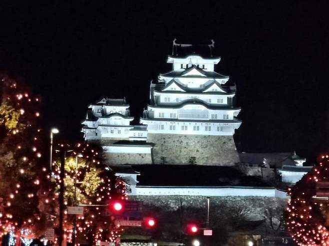 7fed8272b4806afe51ee8fe14585727329c272ac50dd537b39fd94a919f4eca0