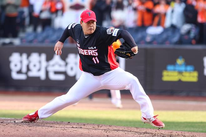 올 시즌 KIA 불펜에서 중심을 잡아주는 조상우의 피칭 모습. KIA 제공