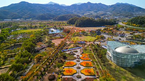 경상남도 제1호 지방 정원인 거창 창포원 전경. [사진=경상남도 거창군]