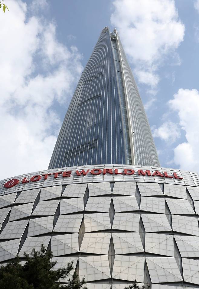 서울 송파구 롯데월드타워. 사진=강은구 한국경제신문 기자