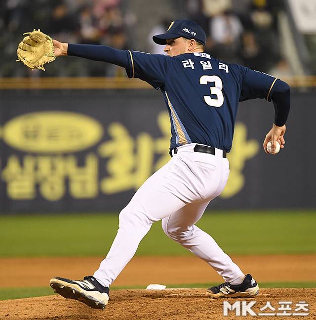 4월 30일 광주 KIA전에서 위력적인 공들을 뿌린 라일리. 사진=천정환 기자