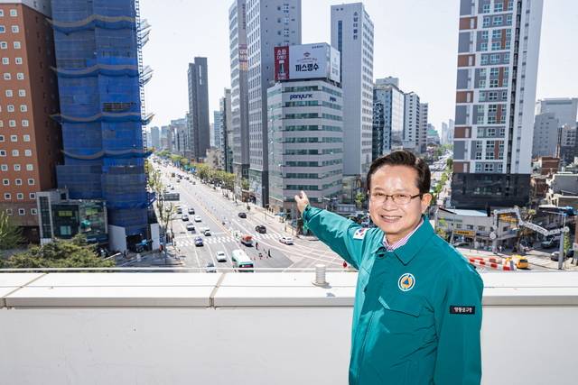 최호권 영등포 구청장, 영등포 로터리 현장점검 사진. 영등포구청 제공