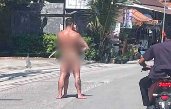 태국의 한 유명 관광지의 도로에서 알몸으로 서로를 껴안고 “사랑 표현 방식”이라고 변명한 20대 폴란드 커플이 경찰에 체포됐다. 코팡안 경찰서