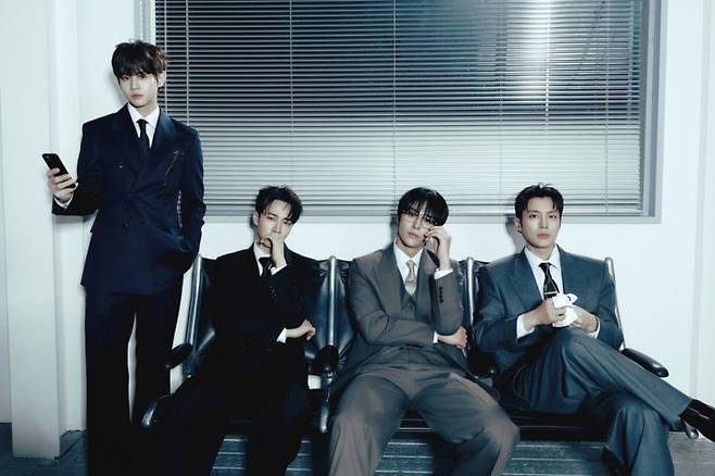 하이라이트/사진제공=어라운드어스