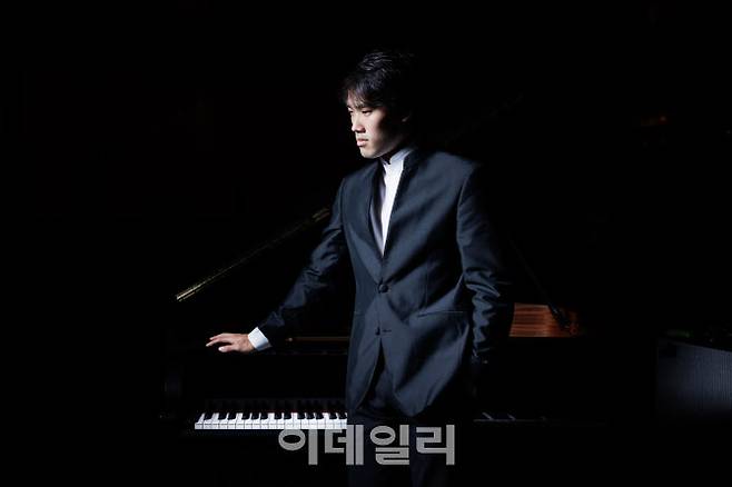 피아니스트 브루스 리우. (사진=마스트미디어)