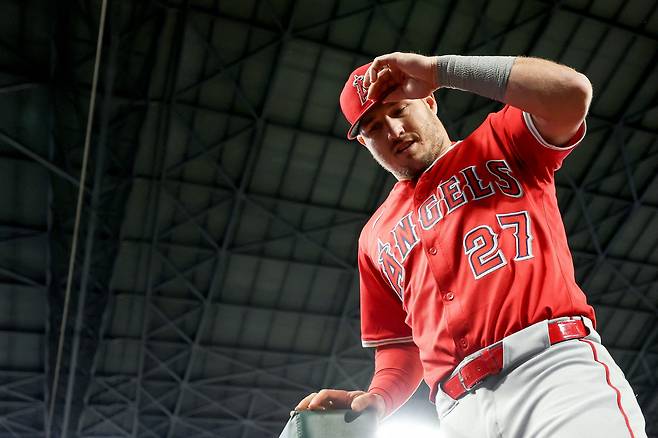 트라웃이 지난달 30일(한국시각) 시애틀전을 준비하고 있다. AFP연합뉴스