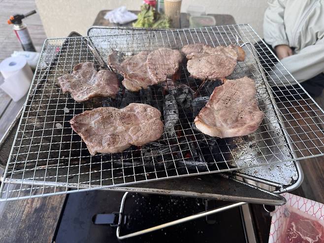 IMG_3885.jpeg 돼지목살 바베큐